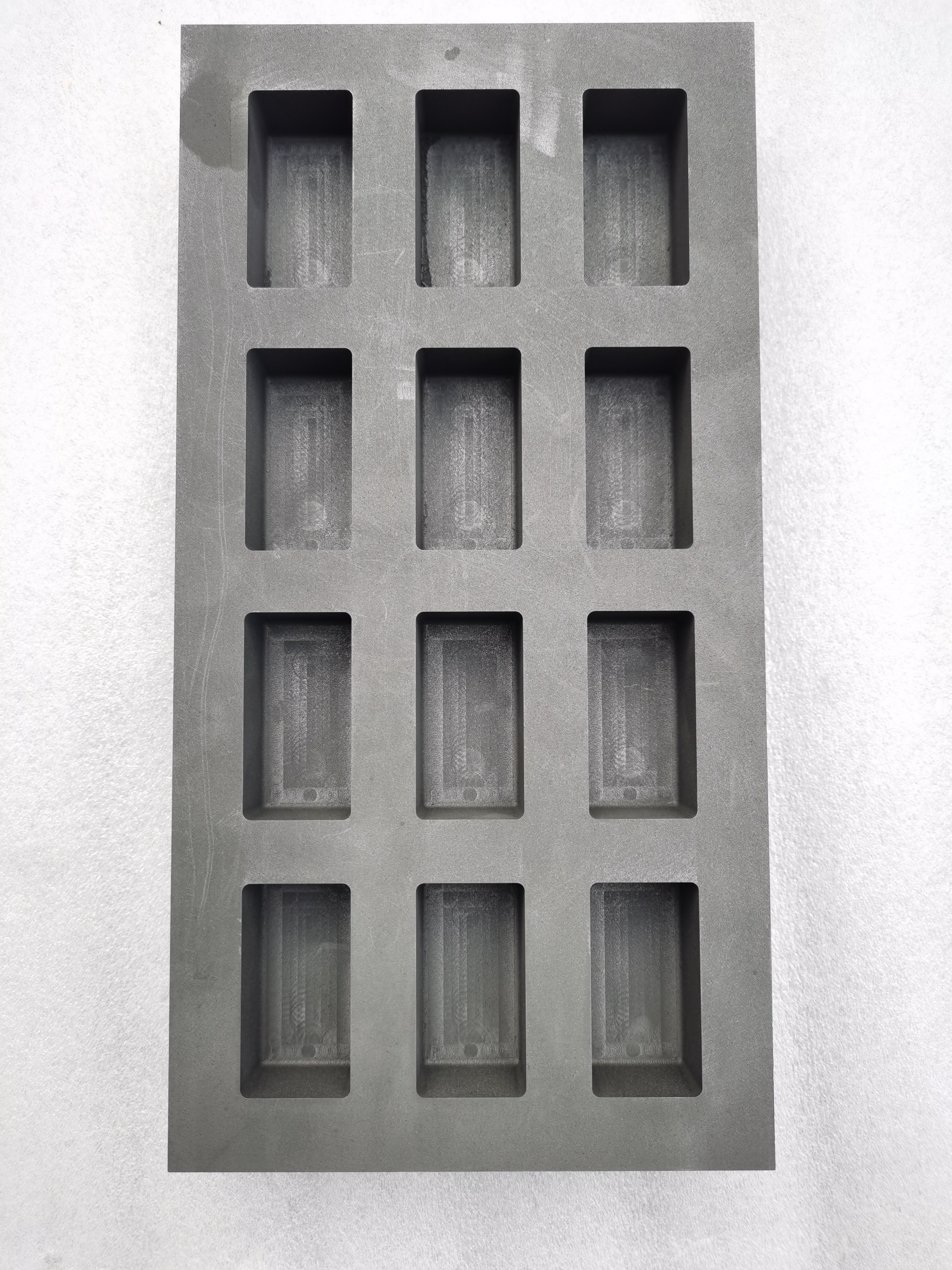 辨別石墨模具質(zhì)量